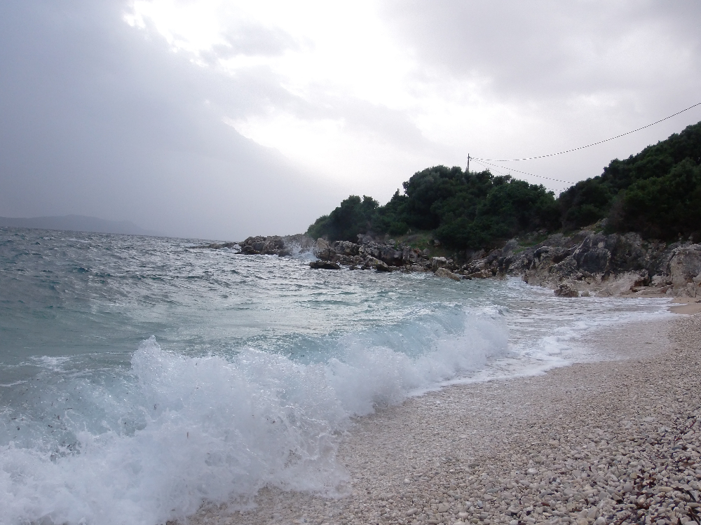 Σε απαγορευτικό  απόπλου από χτες το μεσημέρι το νησί.